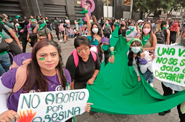 Siete puntos en CDMX desde los que saldrán contingentes para la marcha a favor del aborto 28S