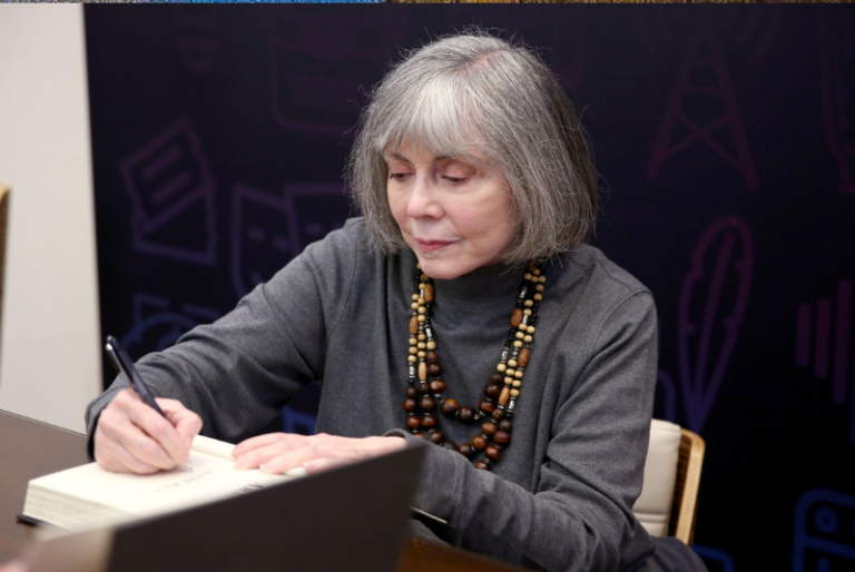 Muere Anne Rice, autora de «Entrevista con el Vampiro»