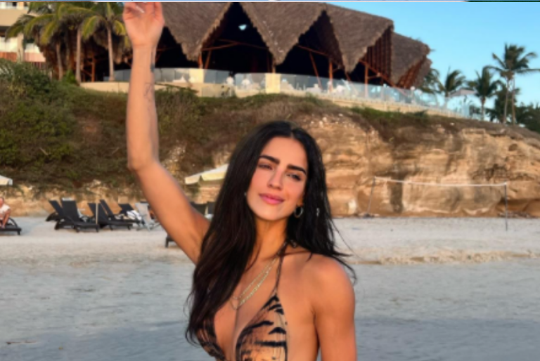 Bárbara de Regil presume con orgullo sus estrías desde Punta Mita, ¿Puerto Vallarta?