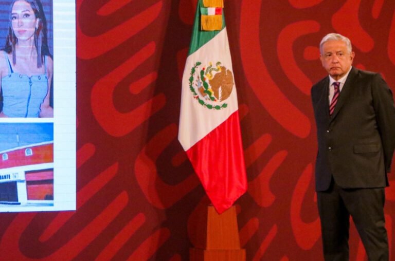 AMLO anuncia posible encuentro con padres de Debanhi en Nuevo León