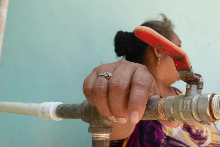 Ayuntamiento de Mérida atiende solicitud de ampliación de agua potable en la comisaría de Santa Gertrudis Copó