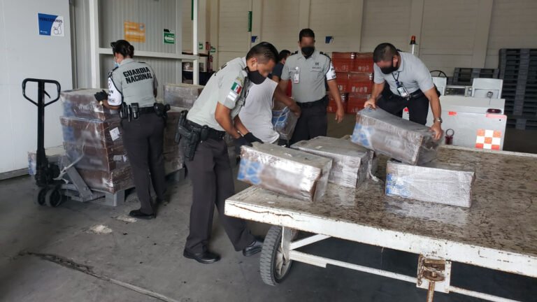 Detención de un extranjero con un arsenal de cartuchos en el aeropuerto de Mérida