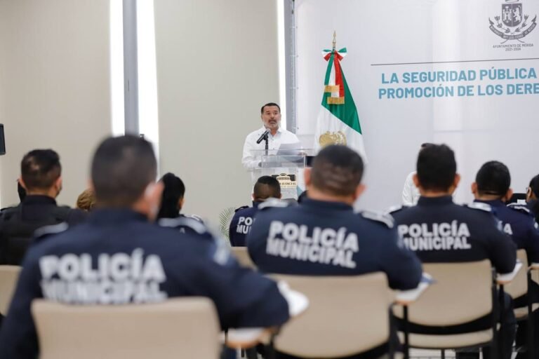 Capacitan a Policía Municipal de Mérida en resolución de conflictos a través de la mediación