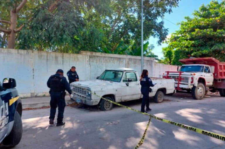 Balean casa y vehículo en la SM 236 de Cancún