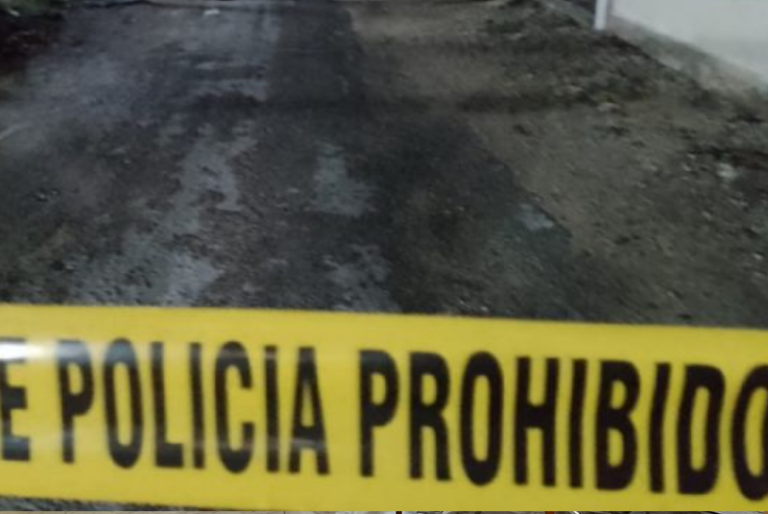 Hermanos asesinan a golpeas a un hombre afuera de un bar de Motul