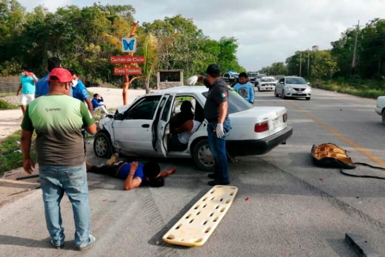 Ocho personas resultaron lesionadas en aparatoso accidente en Tulum