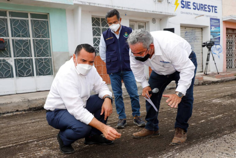 Alcalde de Mérida supervisa obras en el municipio para acceder a una mejor movilidad urbana