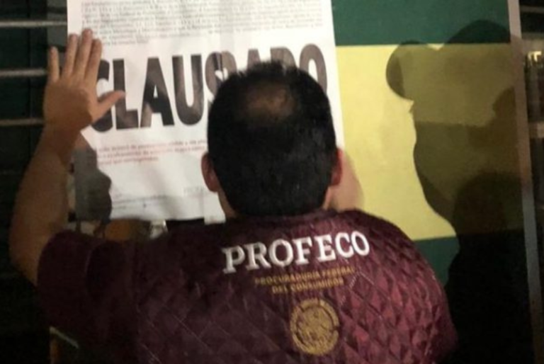 Profeco sanciona a restaurantes de Yucatán por cobro indebido de propinas