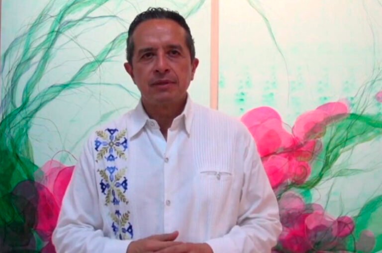 Se despide Carlos Joaquín de la gubernatura de Quintana Roo