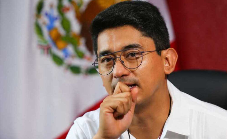 IEEC sanciona a Erick Reyes, dirigente de MORENA, por violentar a  la Alcaldesa Biby Rabelo