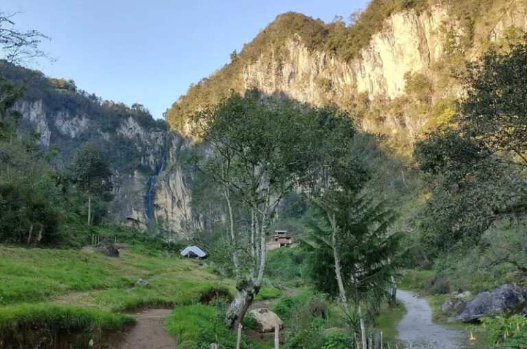 Hombre cayó de un barranco en Veracruz y murió; intentó tomar foto del Pico de Orizaba