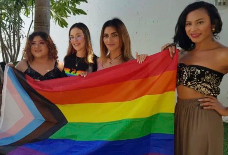 Mujeres trans obtienen acta de nacimiento con cambio de género y nombre en Yucatán