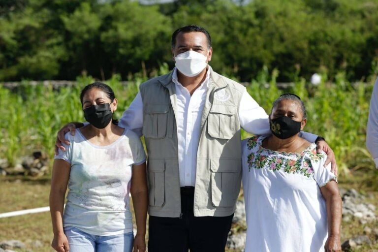 Renán Barrera trabaja por un Ayuntamiento con equidad de género