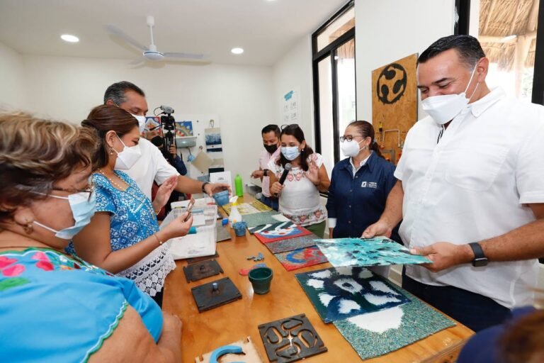 Renán Barrera fomenta la educación ambiental en el Municipio