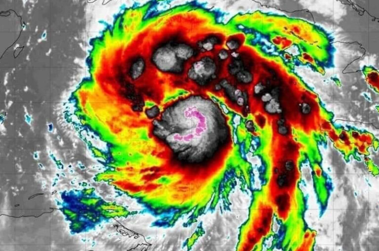 Tormenta tropical “Ian” evoluciona a huracán categoría “uno”