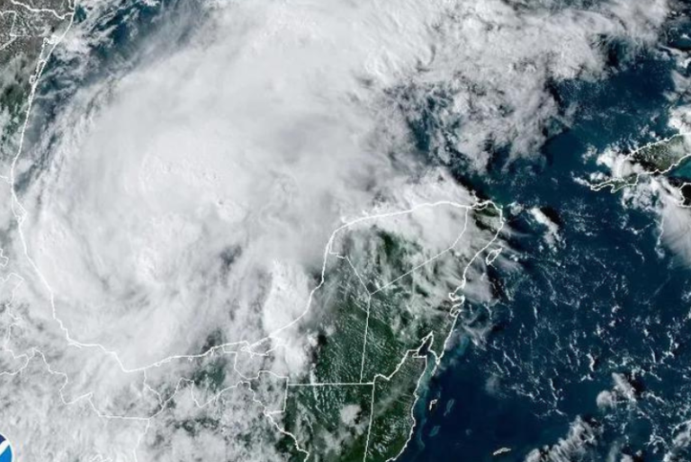 Tormenta Karl ocasionará lluvias, oleaje y vientos en Sureste de México