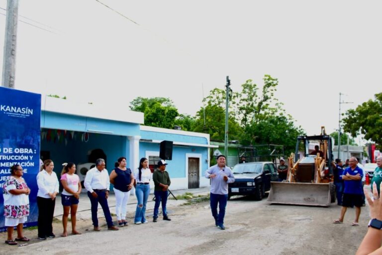 Edwin Bojórquez refuerza acciones preventivas en Kanasín con desazolve de pozos y limpieza de rejillas