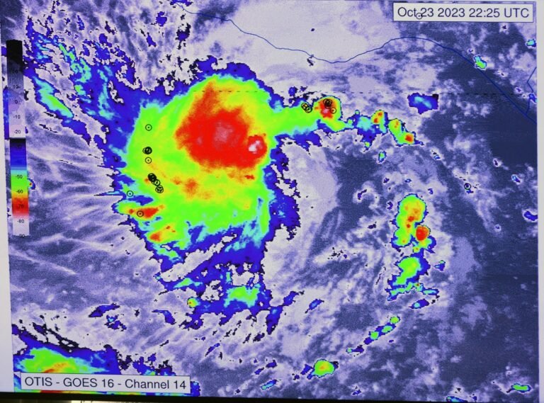 Urgen a diálogo intersectorial para enfrentar la temporada de huracanes 2024
