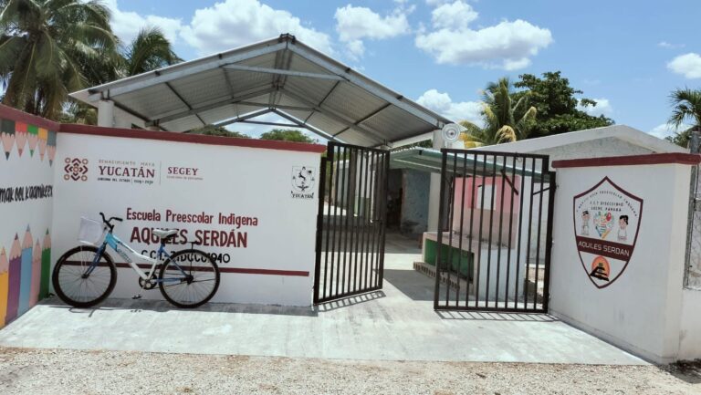 Indignación en Loche: madres de familia acusan posible baja de maestro por presuntos intereses políticos en jardín de niños